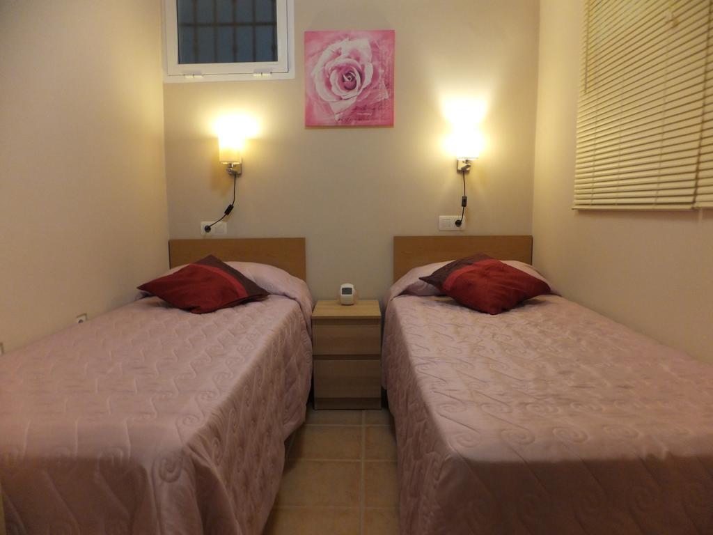 Apartamento Bahia Dorada 에스테포나 외부 사진